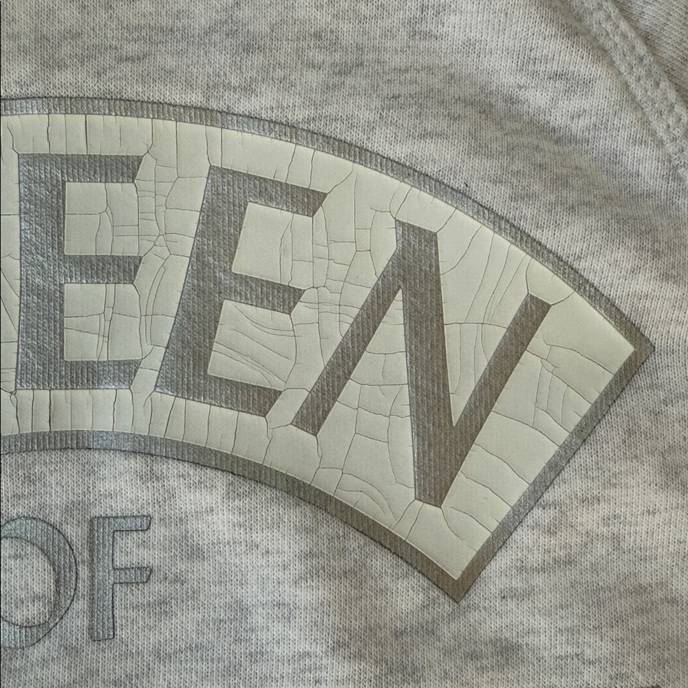 Nike Standard Issue Queen of Courts Fleece Basketball Gray Top Size Small - Picture 12 of 14